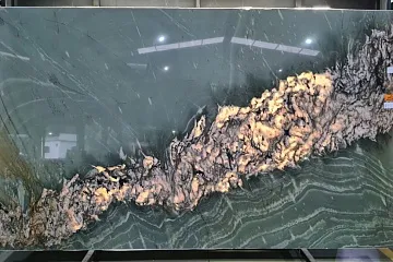 Кварцит Tropical Quartzite