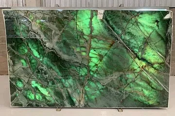 Кварцит Tazmania Green