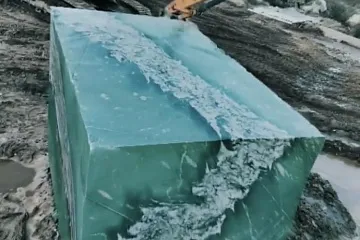 Кварцит Tropical Quartzite