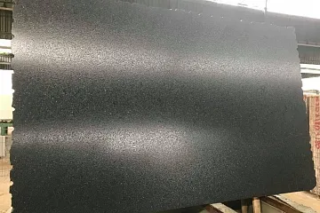Гранит Brazilian Black