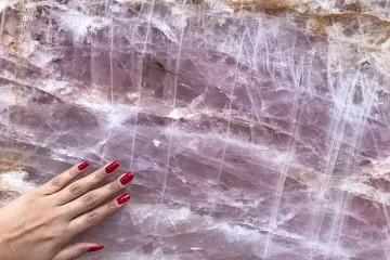 Кварцит Cristallo Rosa (Cosmopolitan)