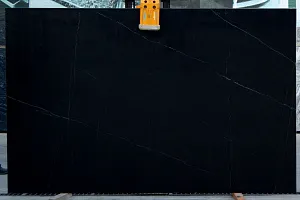 Мрамор Nero Marguino