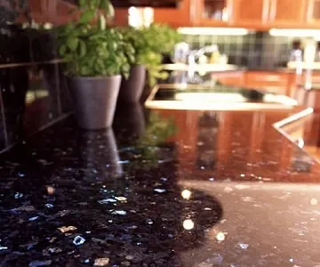 Лабрадорит Labrador Dark (Emerald Pearl)