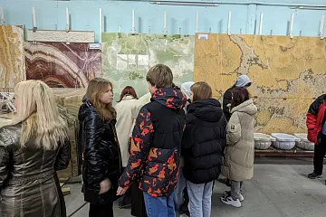 Экскурсия для учеников из МБОУ СОШ №98 в компании Хозяйка Медной Горы
