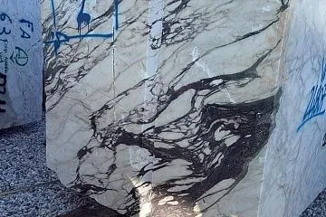 Мрамор Calacatta Viola